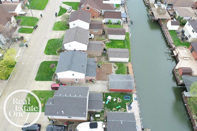 22444 Lange Street, St Clair Shores, MI 48080
