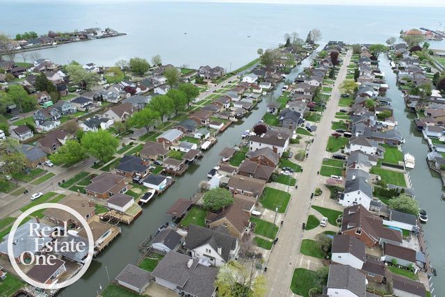 22444 Lange Street, St Clair Shores, MI 48080