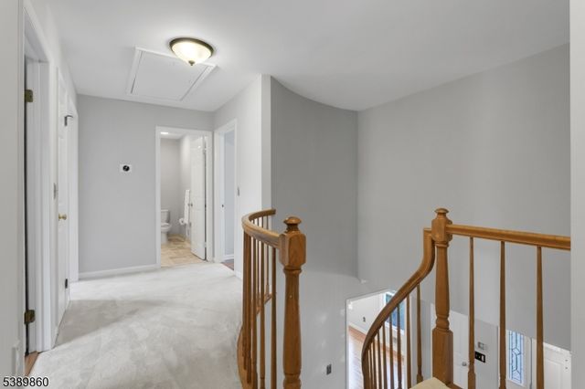135 Woods End Dr, Bernards Twp., NJ 07920