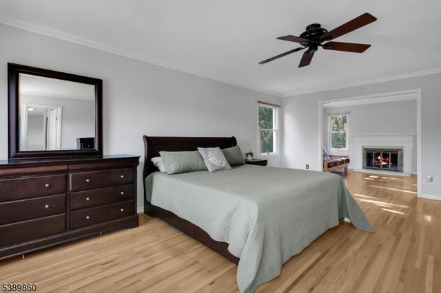 135 Woods End Dr, Bernards Twp., NJ 07920