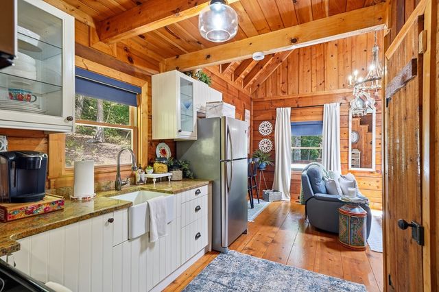 35 Finch Lane, Blue Ridge, GA 30513