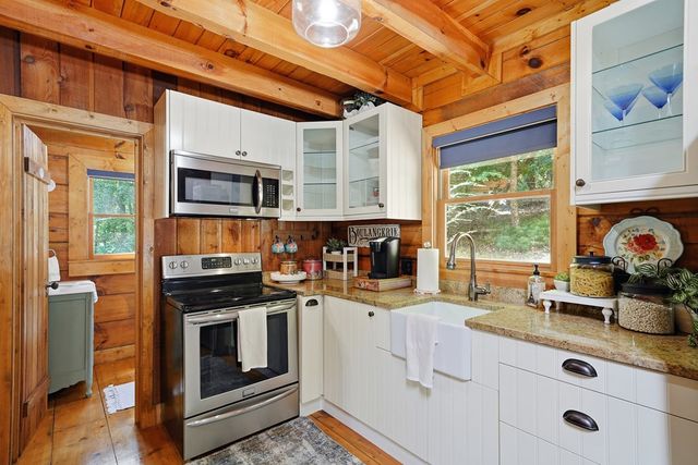 35 Finch Lane, Blue Ridge, GA 30513