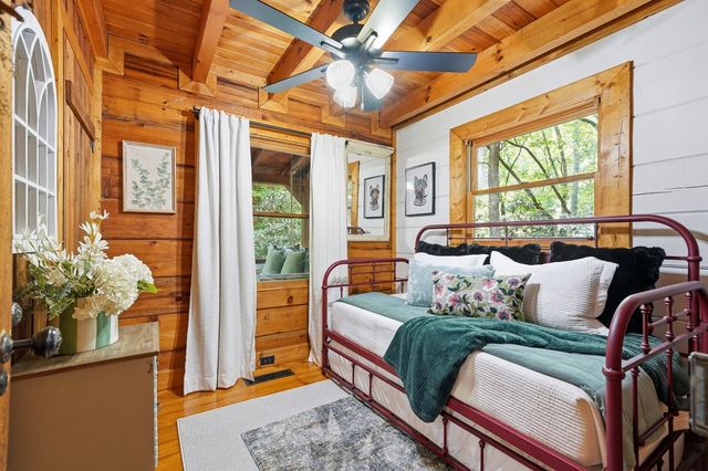 35 Finch Lane, Blue Ridge, GA 30513