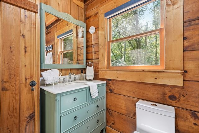 35 Finch Lane, Blue Ridge, GA 30513