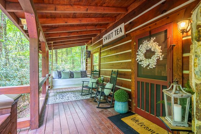 35 Finch Lane, Blue Ridge, GA 30513