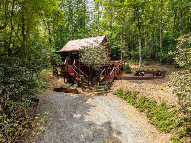 35 Finch Lane, Blue Ridge, GA 30513