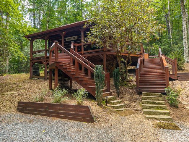 35 Finch Lane, Blue Ridge, GA 30513