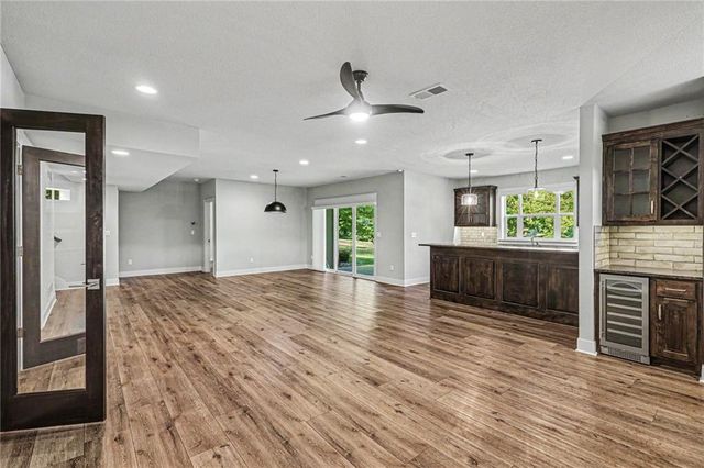 5200 N 130th Street, Kansas City, KS 66109