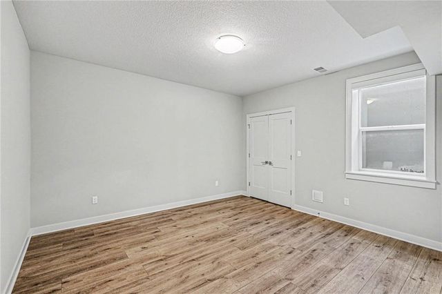 5200 N 130th Street, Kansas City, KS 66109