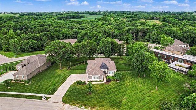 5200 N 130th Street, Kansas City, KS 66109