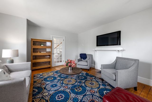 220 Beacon St, Milton, MA 02186