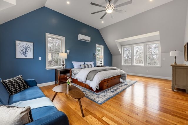 220 Beacon St, Milton, MA 02186