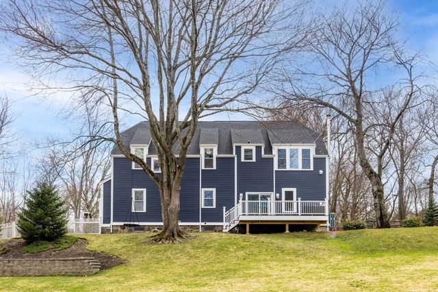 220 Beacon St, Milton, MA 02186