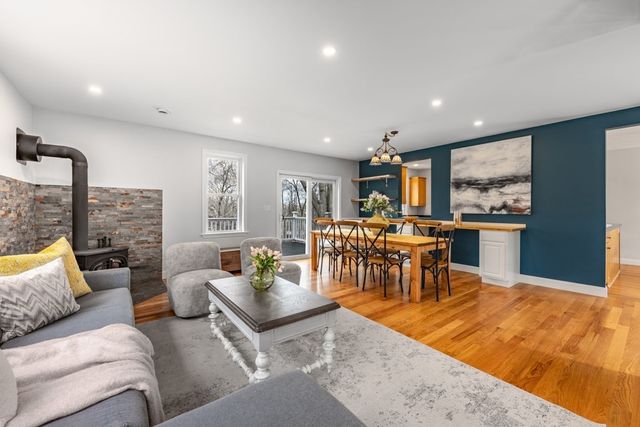 220 Beacon St, Milton, MA 02186