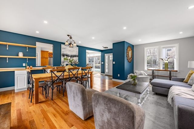 220 Beacon St, Milton, MA 02186