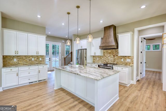 1010 Northwoods Point, Greensboro, GA 30642