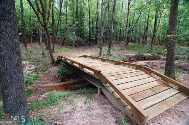 1010 Northwoods Point, Greensboro, GA 30642