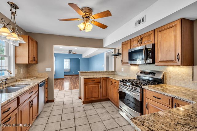 169 Shenandoah Boulevard, Toms River, NJ 08753