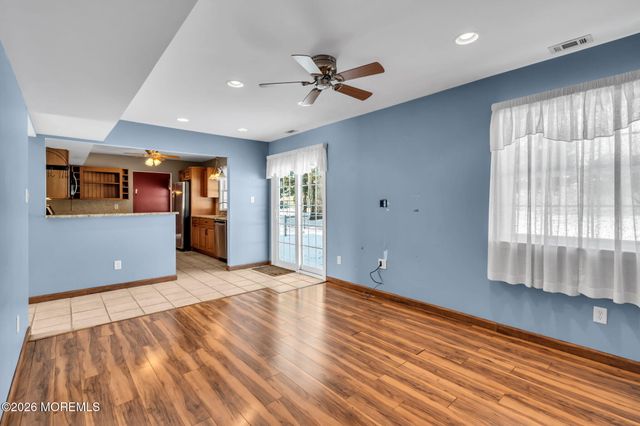 169 Shenandoah Boulevard, Toms River, NJ 08753