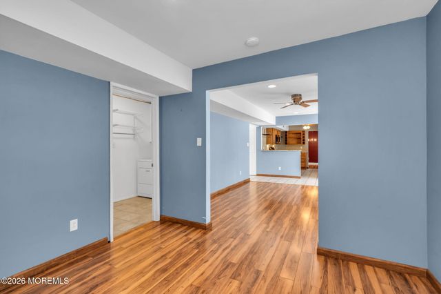 169 Shenandoah Boulevard, Toms River, NJ 08753