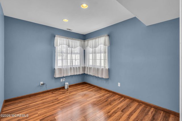 169 Shenandoah Boulevard, Toms River, NJ 08753