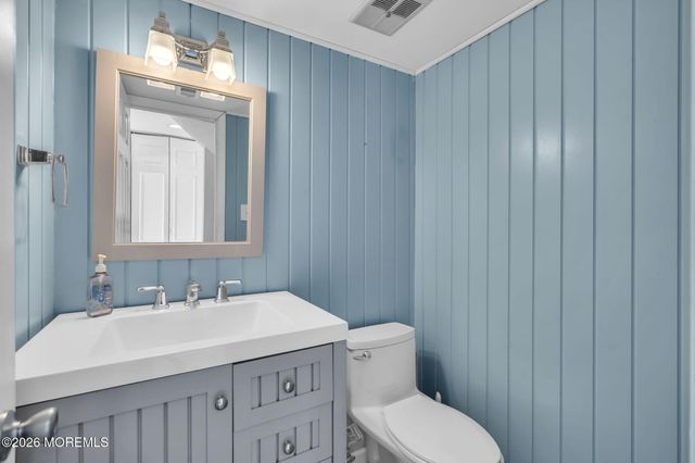 169 Shenandoah Boulevard, Toms River, NJ 08753