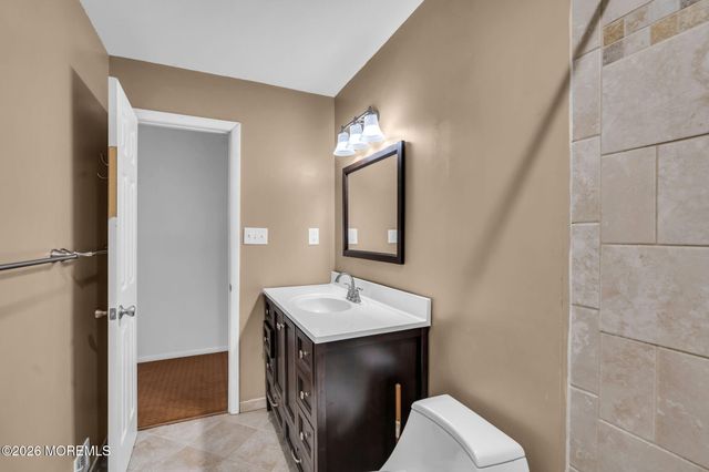 169 Shenandoah Boulevard, Toms River, NJ 08753