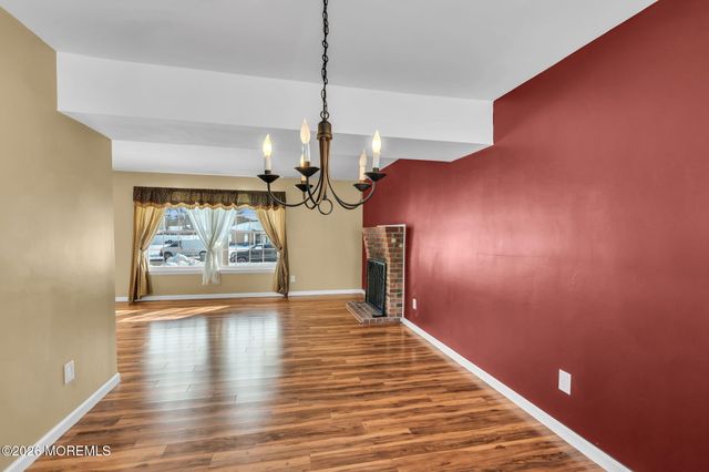 169 Shenandoah Boulevard, Toms River, NJ 08753