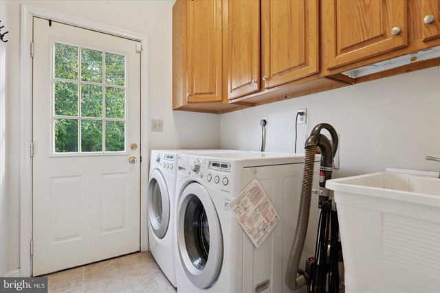 22 BRADLEY DR, Wilmington, DE 19803