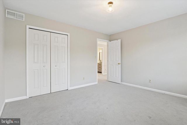 22 BRADLEY DR, Wilmington, DE 19803