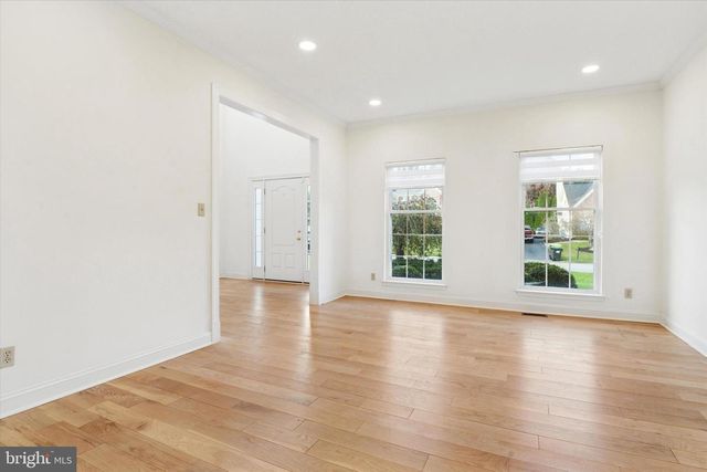 22 BRADLEY DR, Wilmington, DE 19803