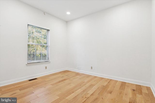 22 BRADLEY DR, Wilmington, DE 19803