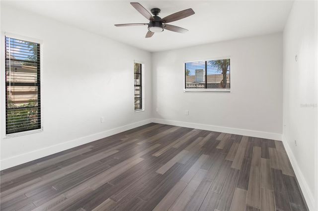 4702 GLENBROOKE TERRACE, Sarasota, FL 34243