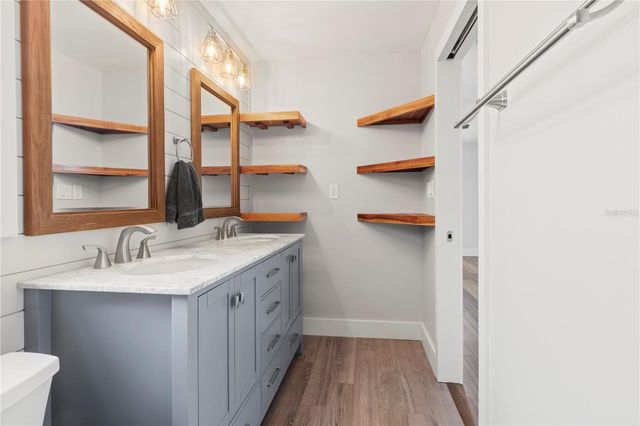 4702 GLENBROOKE TERRACE, Sarasota, FL 34243