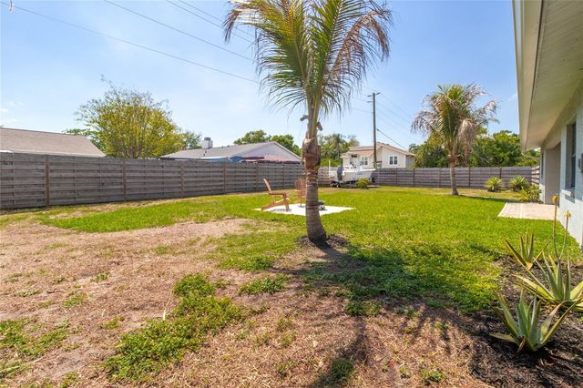 4702 GLENBROOKE TERRACE, Sarasota, FL 34243