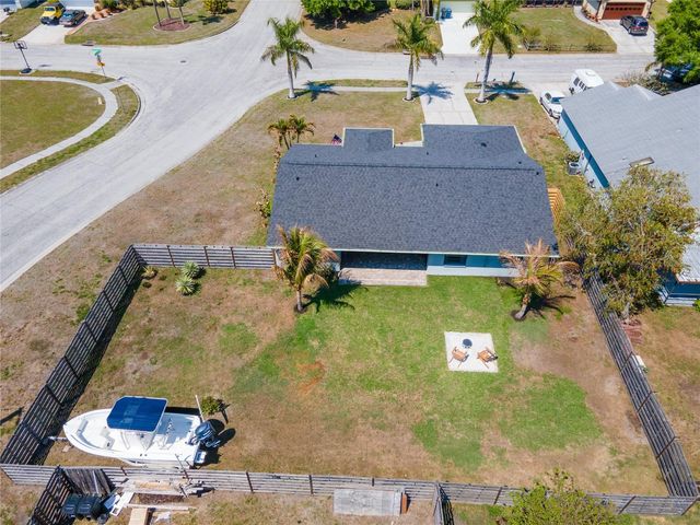 4702 GLENBROOKE TERRACE, Sarasota, FL 34243