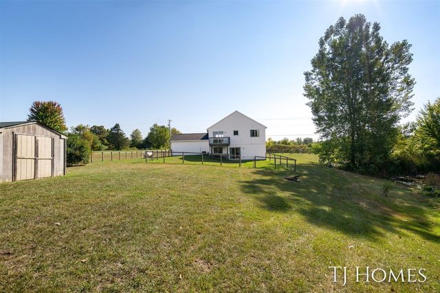 10525 Edgerton Avenue, Rockford, MI 49341