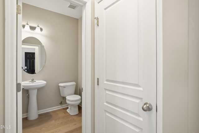 2010 Woodsdale Drive, Durham, NC 27703