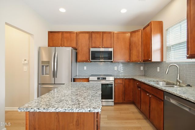 2010 Woodsdale Drive, Durham, NC 27703