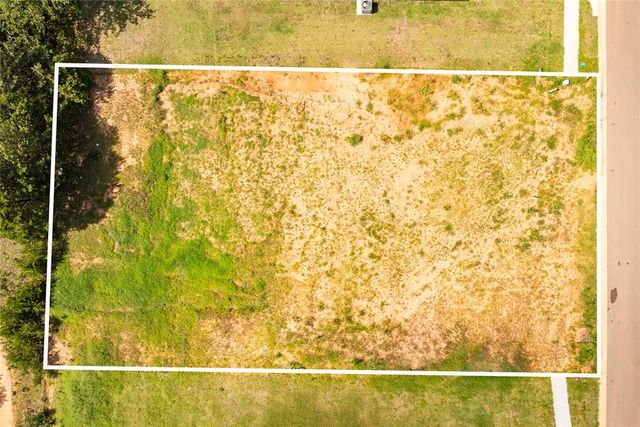 4648 Lincoln Landing, Harrah, OK 73045