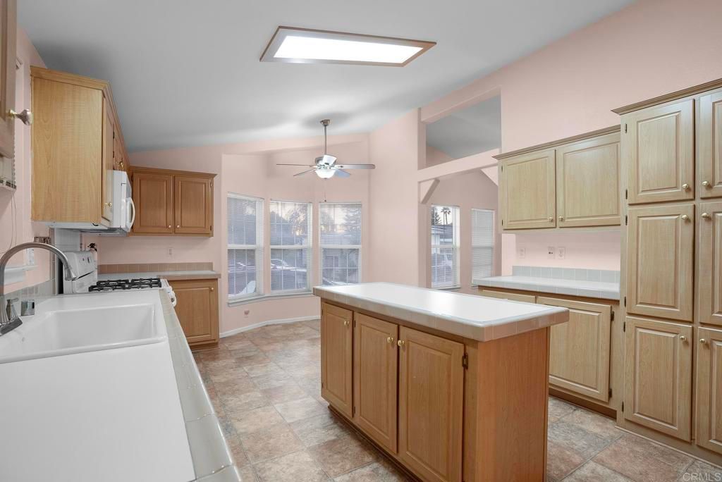 2300 E Valley Parkway SPC 101, Escondido, CA 92027 — photo 5