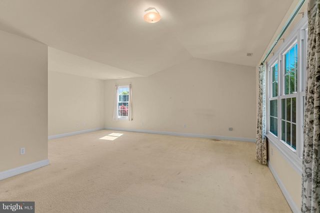 29 TOMASELLO DR, Millville, NJ 08332