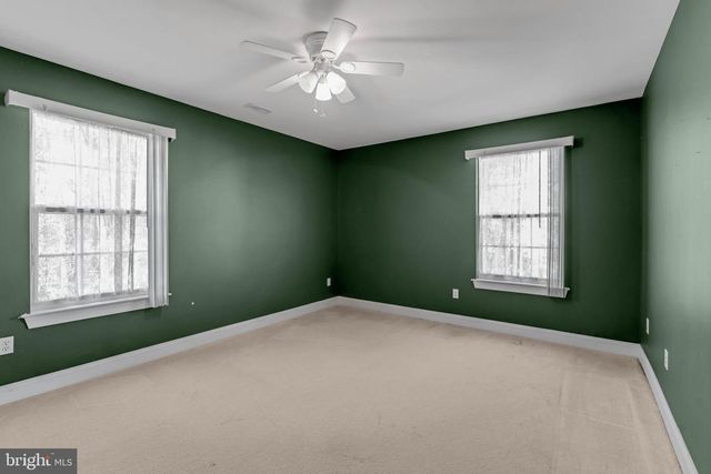 29 TOMASELLO DR, Millville, NJ 08332