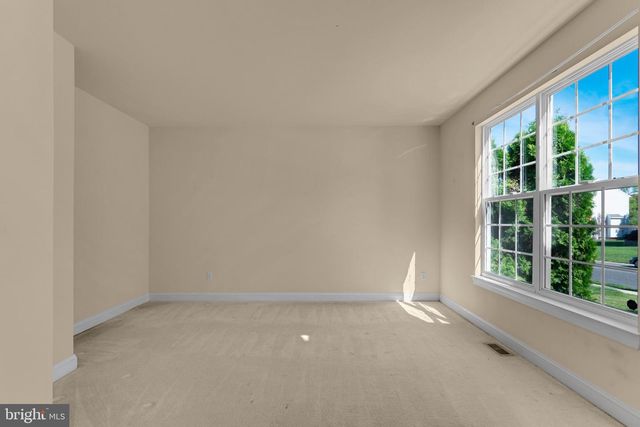 29 TOMASELLO DR, Millville, NJ 08332