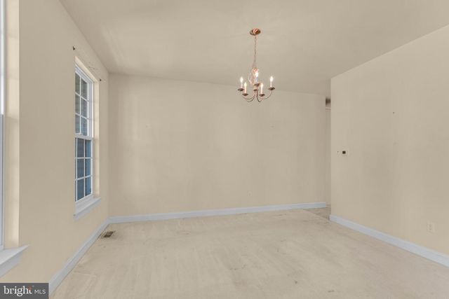 29 TOMASELLO DR, Millville, NJ 08332