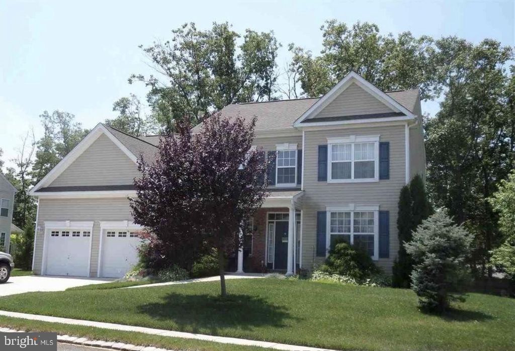 29 TOMASELLO DR, Millville, NJ 08332