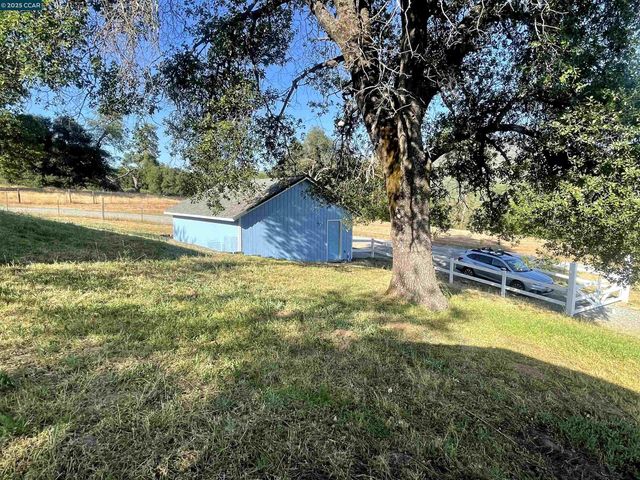 16 Paul Place, Bangor, CA 95914