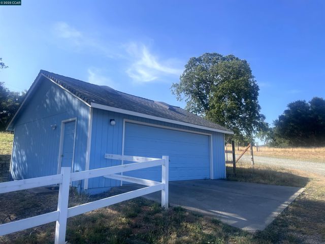 16 Paul Place, Bangor, CA 95914