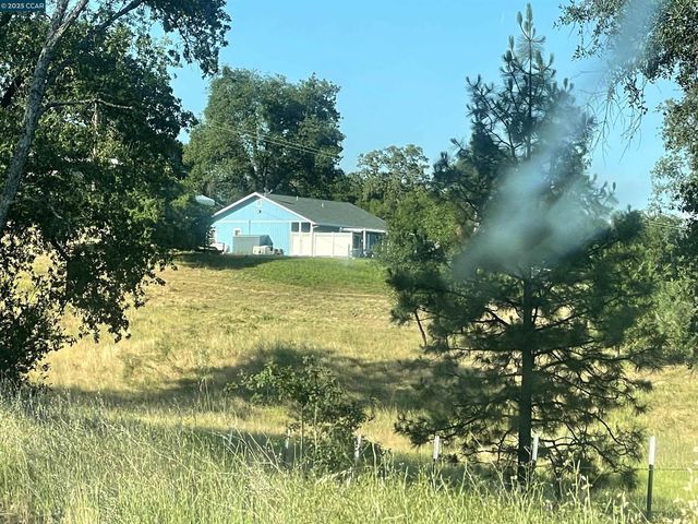 16 Paul Place, Bangor, CA 95914