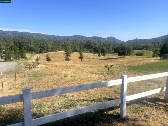 16 Paul Place, Bangor, CA 95914